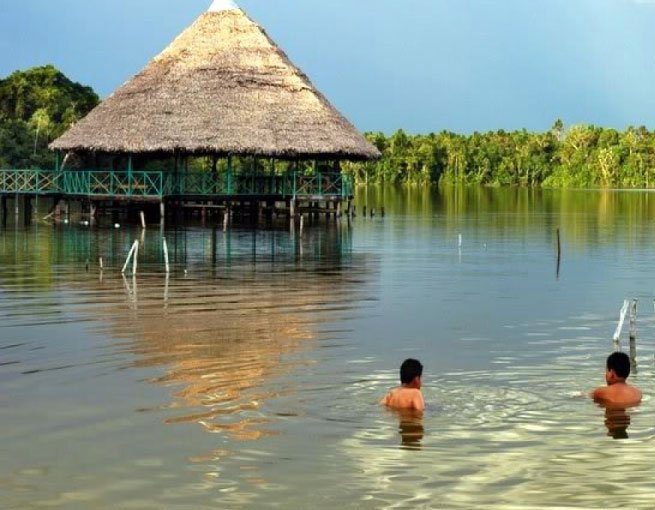 Laguna Quistococha Iquitos